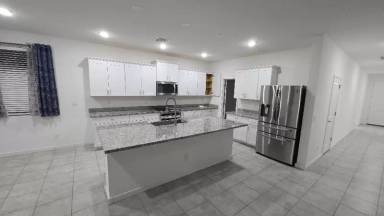 Main picture of 1578 S 224th Ln
