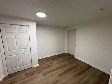 Main picture of 2001 Davidson St