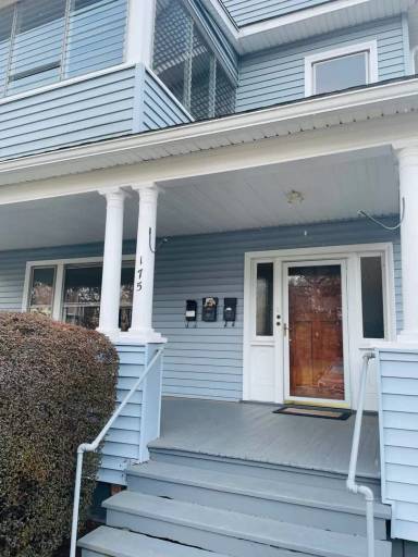 Main picture of 173 Whitman Ave