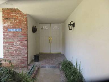 Main picture of 18715 Braemore Rd