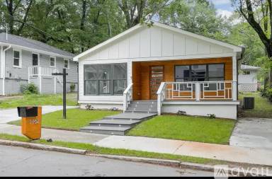 Main picture of 1162 Garibaldi St SW