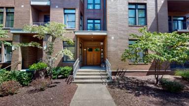 Main picture of 1706 18th Ave S