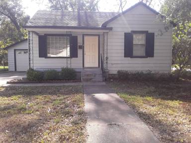 Main picture of 4701 Rogers St