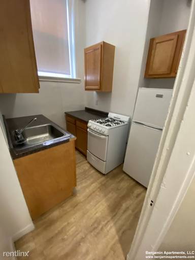 Main picture of 25 Walbridge St Apartments