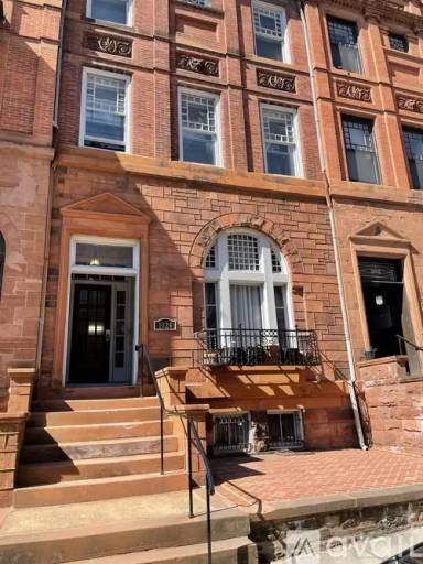 Main picture of 1024 N Calvert St