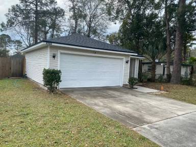 Main picture of 8266 Hewitt St