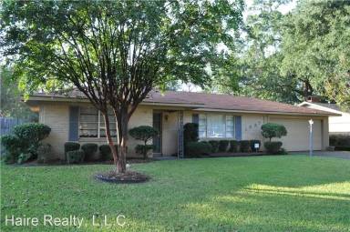 Main picture of 1237 Oden St