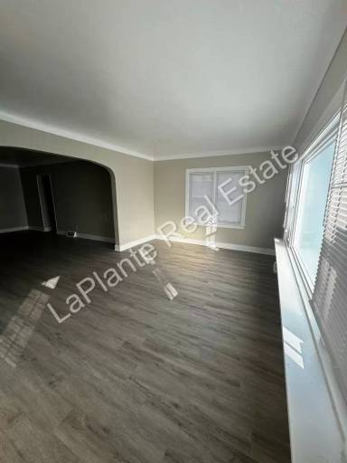 Main picture of 5344 Claxton St