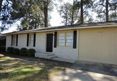 Main picture of 5124 Seneca Dr