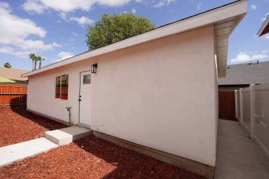 Main picture of 14696 Joshua Tree Ave