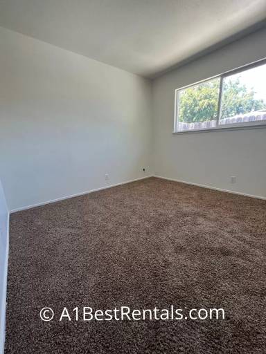 Main picture of 1906 Celeste Ct