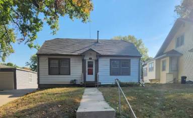 Main picture of 1548 S 25th St
