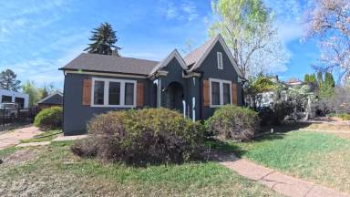 Main picture of 1121 West Mulberry St. - 1