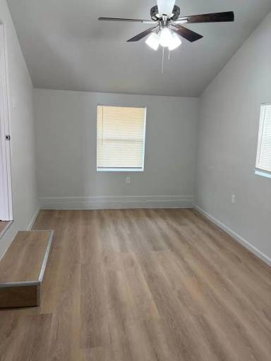 Main picture of 3513 James Ave