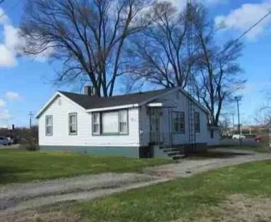 Main picture of 1656 Norton Ave