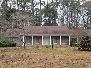 Main picture of 148 Cherry Hills Dr
