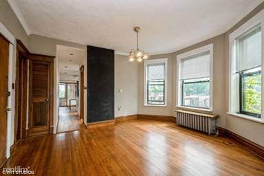 Main picture of 3260 W Belden Ave