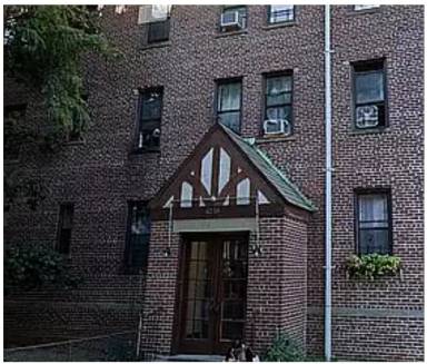 Main picture of 4259 Bowne St