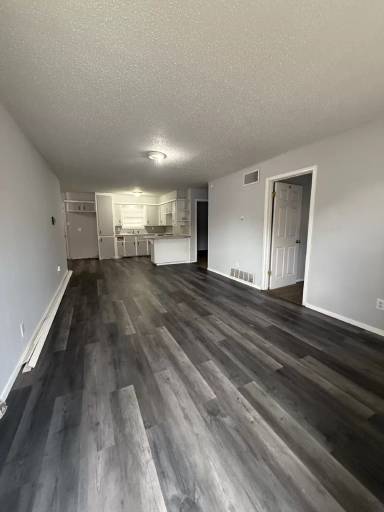 Main picture of 6504 Avenue Q