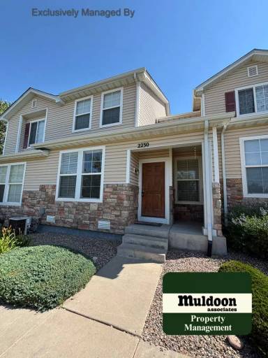 Main picture of 2230 Whale Pt