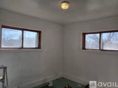 Main picture of 1926 Dixon St