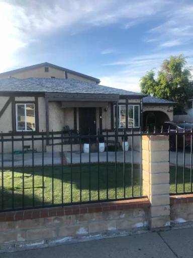Main picture of 6423 Tujunga Ave
