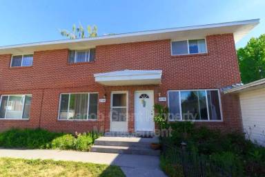 Main picture of St Clair Apartments