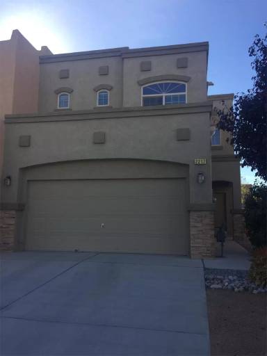 Main picture of 2241 Cortina Loop SE