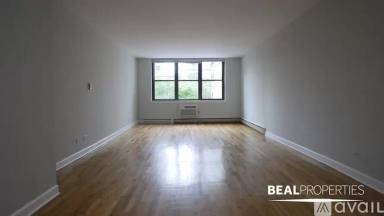 Main picture of 1446 N Dearborn St