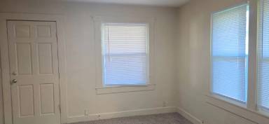 Main picture of 2106 W Walnut St