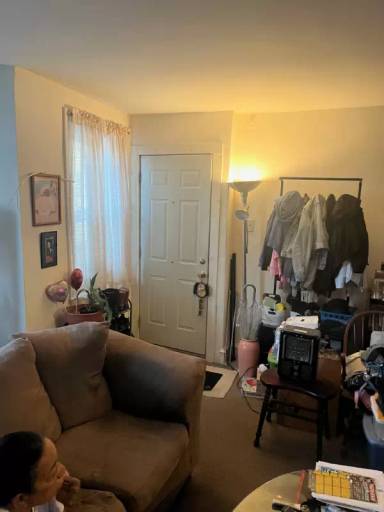 Main picture of 6510 W Jefferson St
