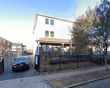Main picture of 428 Jefferson Ave