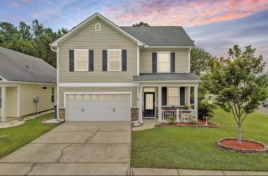 Main picture of 520 Crossland Dr