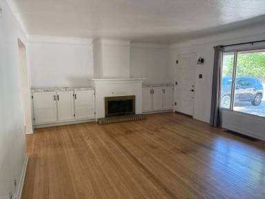 Main picture of 3922 Mesa Verde Ave NE