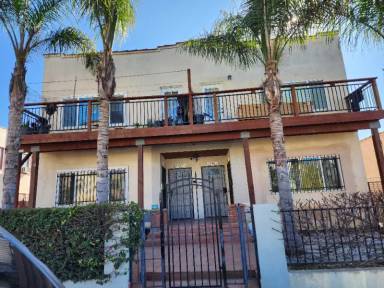 Main picture of 1344 S Bronson Ave
