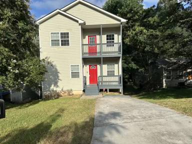 Main picture of 2829 3rd Ave SW