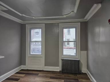 Main picture of 2223 N Hancock St
