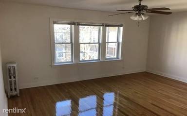 Main picture of 7736-42 N Ashland Ave & 1609-11 W Juneway Ter