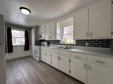 Main picture of 335 14th Ave