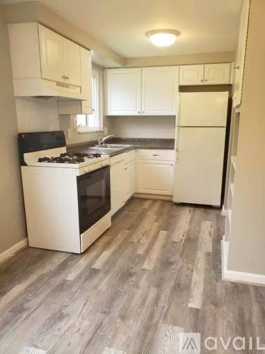 Main picture of 4054 Mount Royal Blvd