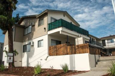 Main picture of 143 N Verdugo Rd