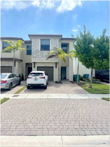 Main picture of 25175 SW 108th Ave