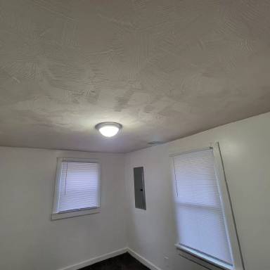 Main picture of 2916 S Rybolt Ave