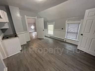Main picture of 2361A N 12th St