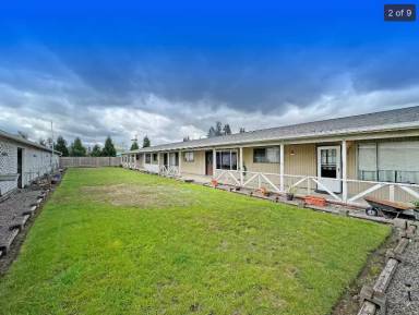 Main picture of 130 166th St S