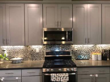 Main picture of 4057 Clare St