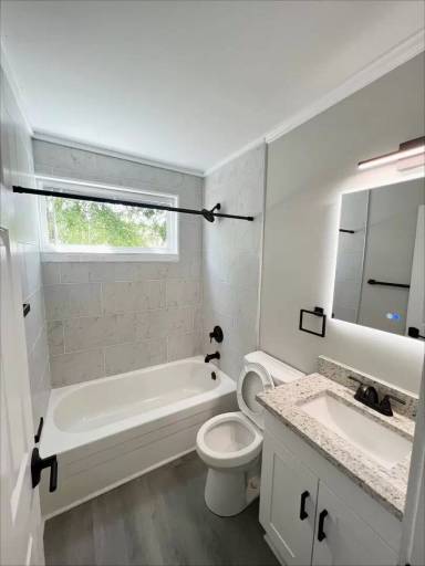 Main picture of 142 Weatherwood Ct