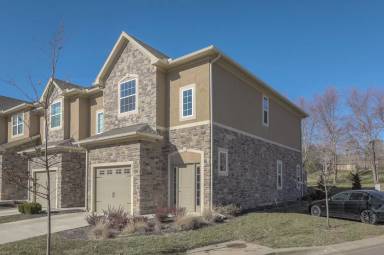 Main picture of 7870 W 158th Cir