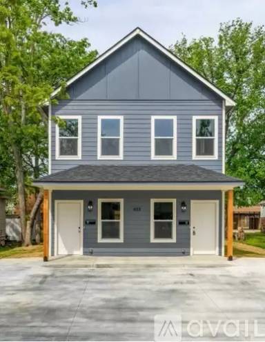 Main picture of 423 S Wyandotte Ave