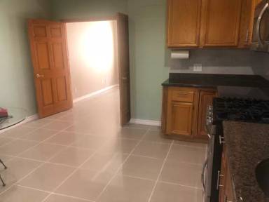 Main picture of 15234 La Valle St